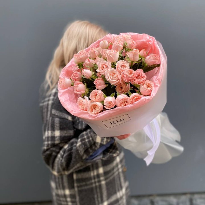 11 роз бомбастик в Оренбурге