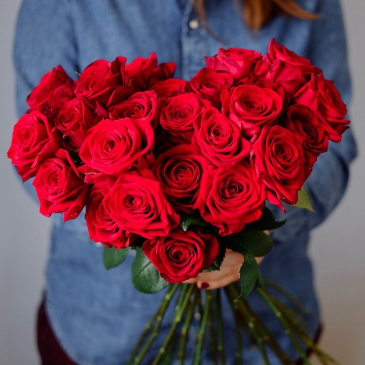 25 красных роз в Оренбурге