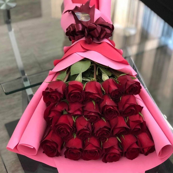21 красная роза "Элеганс" в Оренбурге