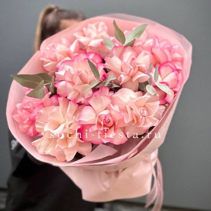 Нежно- розовые французские розы Венди в Оренбурге