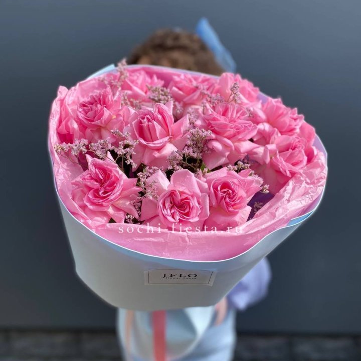 Букет французских розовых роз  в Оренбурге