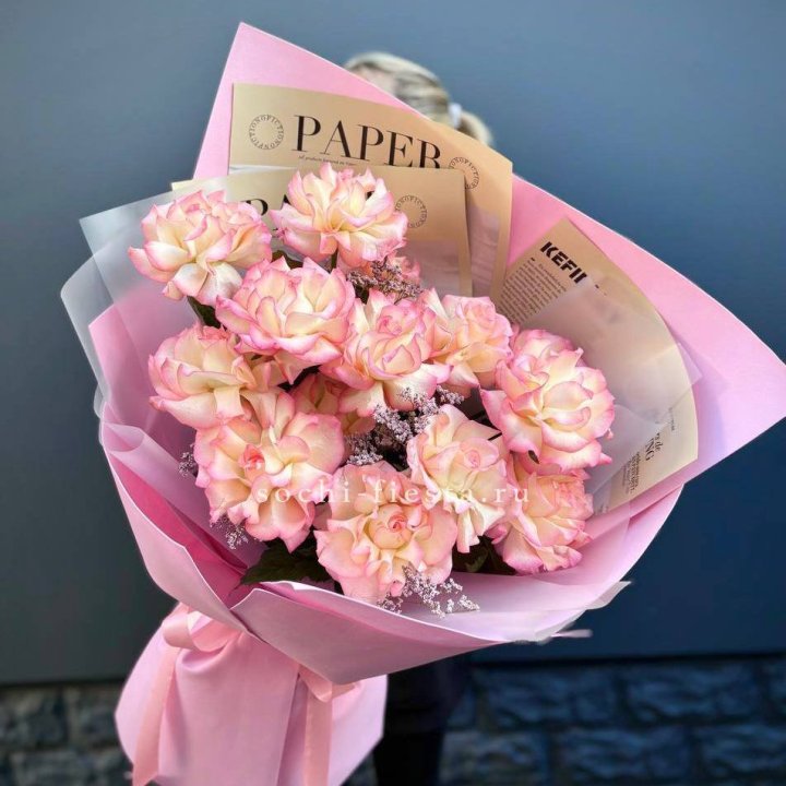 15 французских роз "Джумилия" в Оренбурге