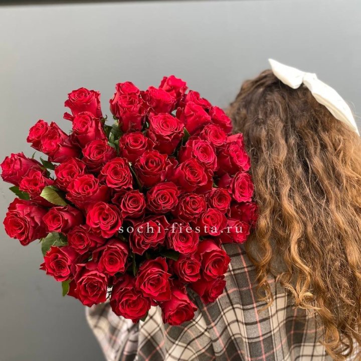 51 красная роза в Оренбурге