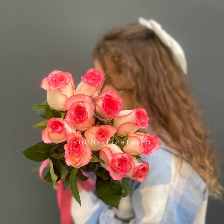 11 роз "Джумилия" в Оренбурге