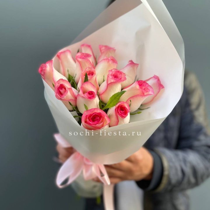 15 роз "Джумилия" в Оренбурге