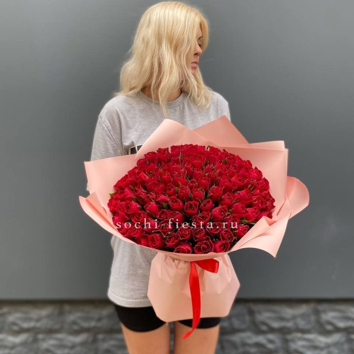 101  красная кенийская роза  в Оренбурге