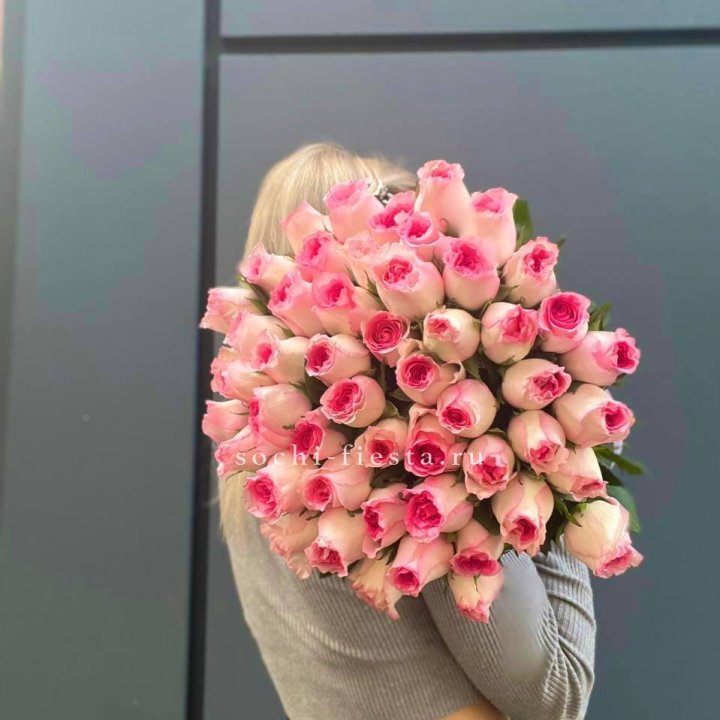51 розовая роза в Оренбурге