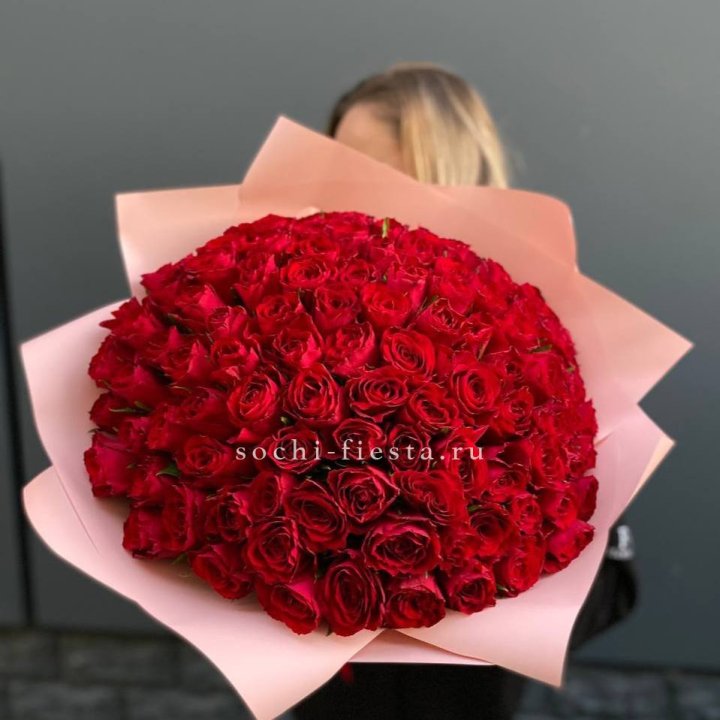 101 роза мадам ред в Оренбурге
