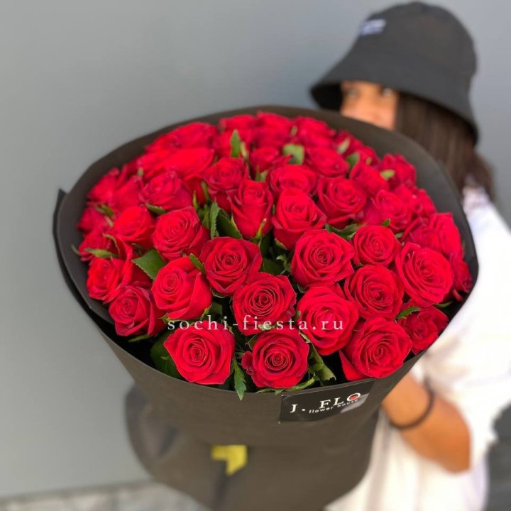 51 роза "Блек" в Оренбурге