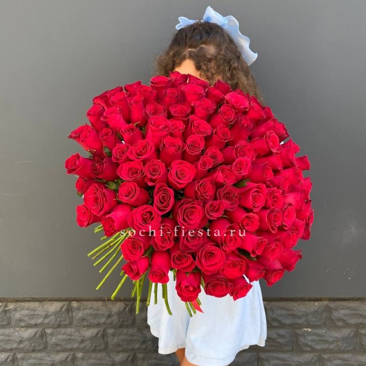 101 красная роза в Оренбурге