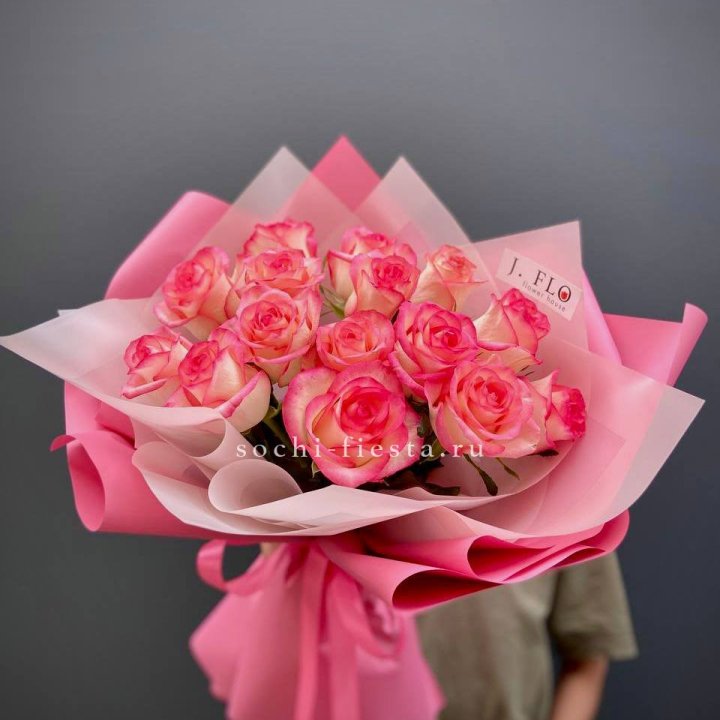 15 роз "Джумилия" в Оренбурге