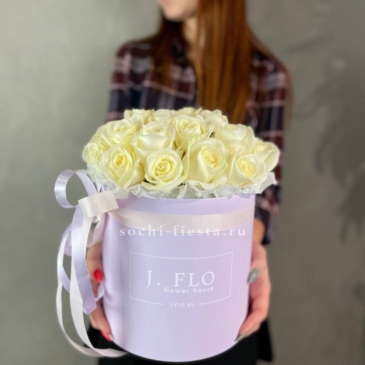 25 роз в цилиндре  в Оренбурге