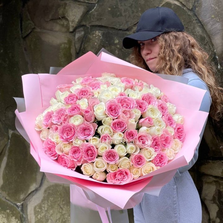 101 роза Миксбери в Оренбурге