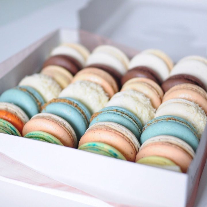 Коробка макаронс 25 шт. в Оренбурге