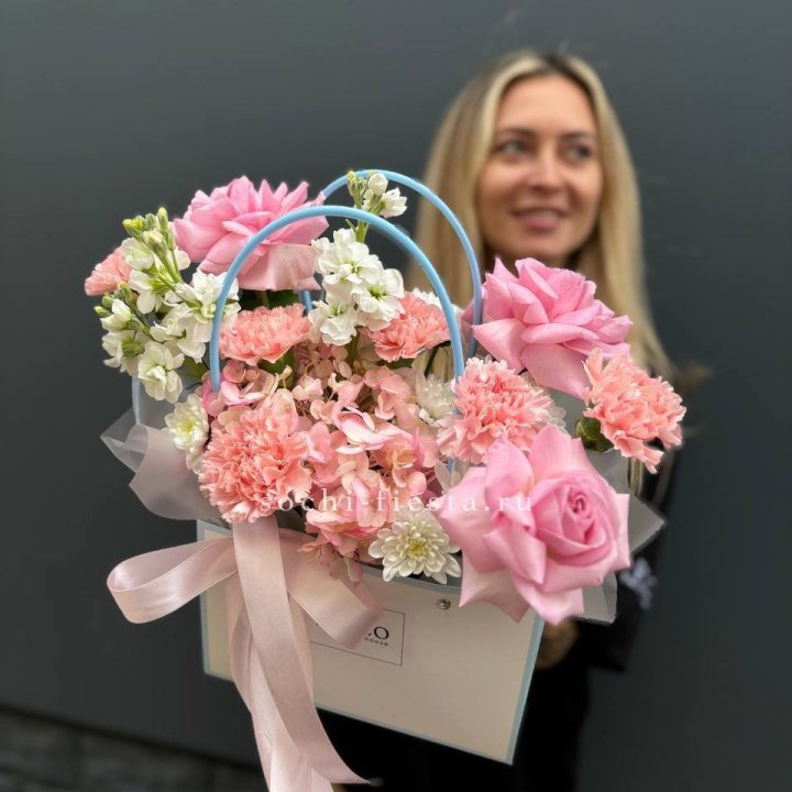 Сумочка "Бал цветов" в Оренбурге