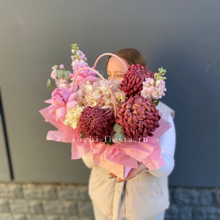 Сумочка нежная с бигуди в Оренбурге