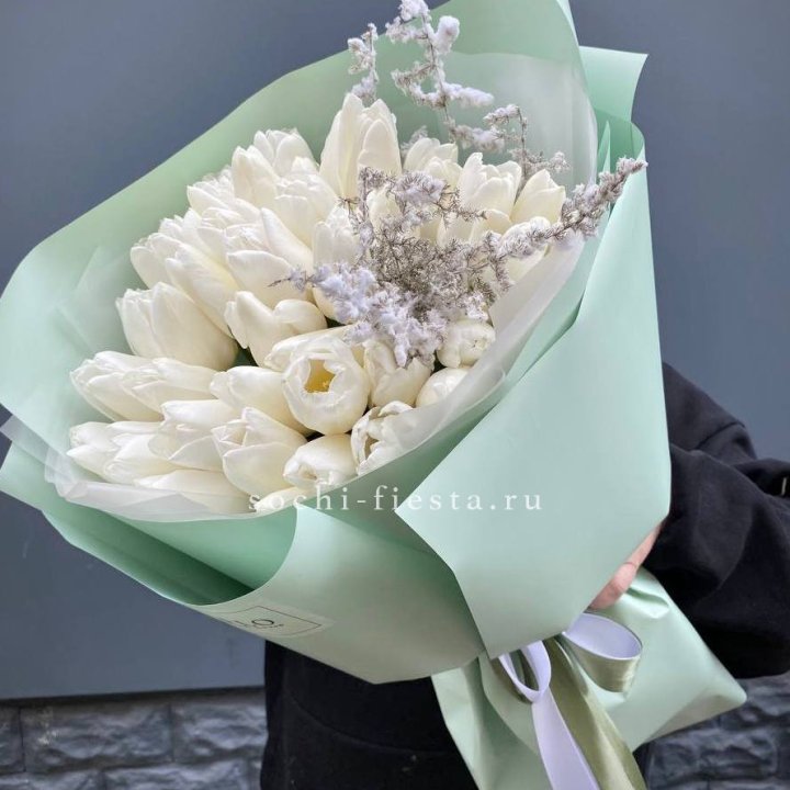 Букет белых тюльпанов "Бьянко" в Оренбурге