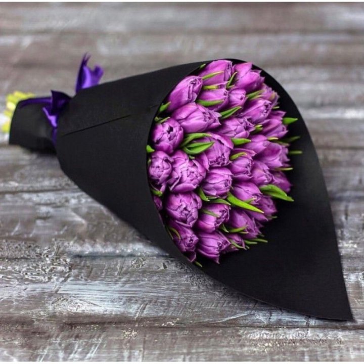 Пионовидные тюльпаны блэк в Оренбурге