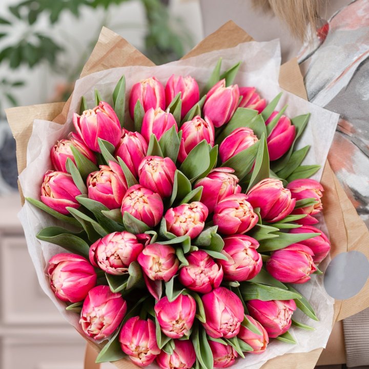 Букет пионовидных тюльпанов в Оренбурге